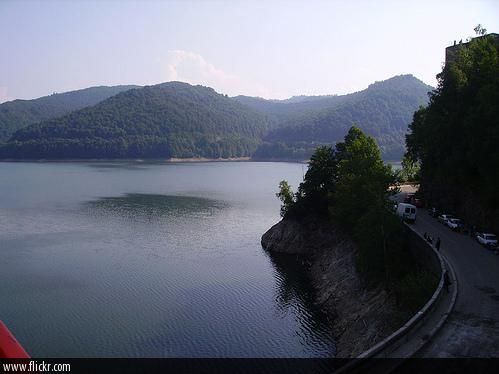 Barajul si lacul de acumulare Vidraru